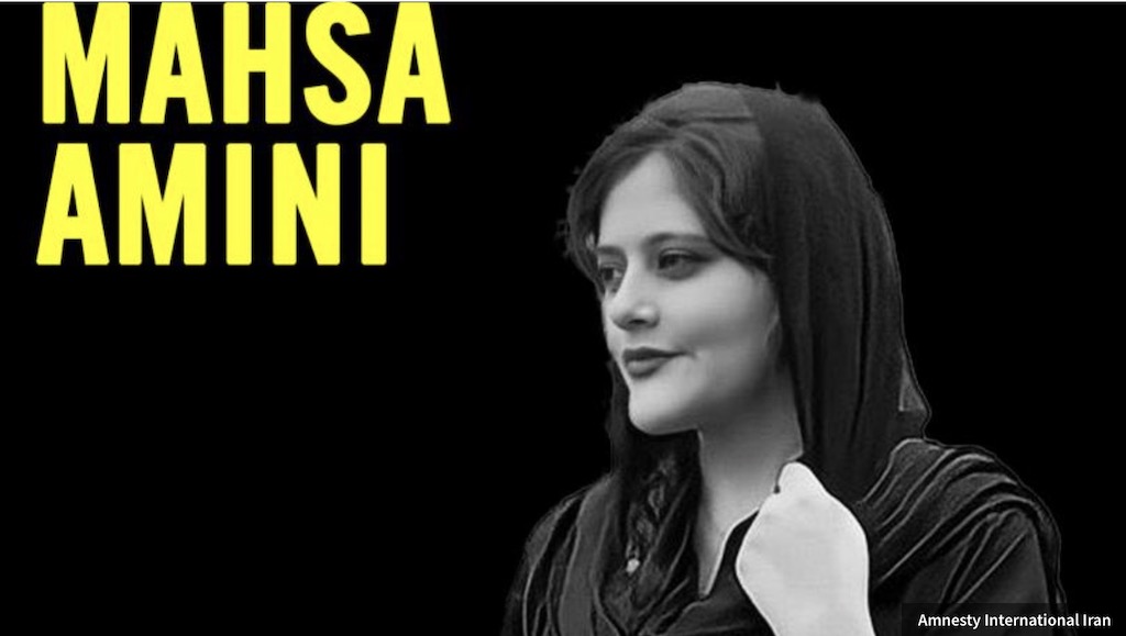 Mahsa Amini: morire per una ciocca di capelli